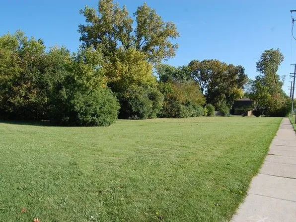 344 Plainfield Rd, Darien, IL 60561