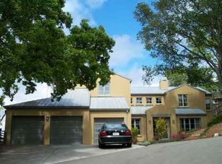 17 Wendy Ln, Orinda, CA 94563