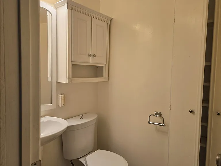 6234 Rowland Ave — Photo 14