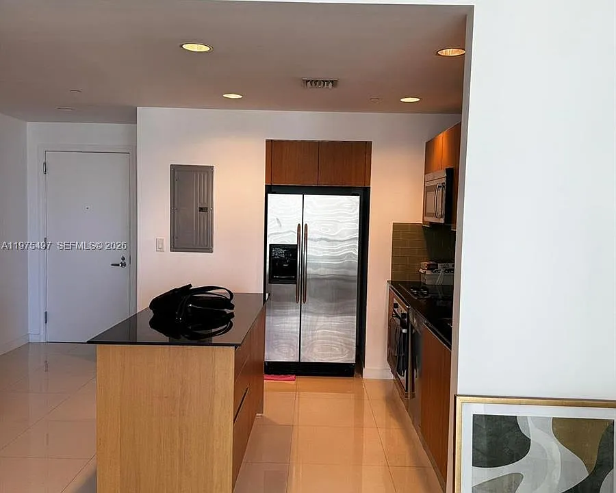 1050 Brickell Ave #2908