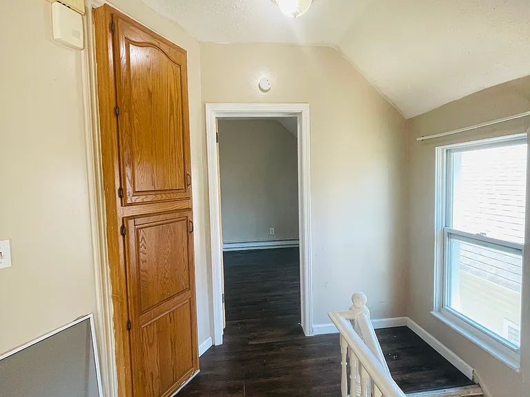 821 Oak St #1 — Photo 5
