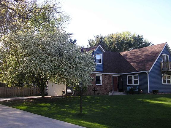 2nd image of 51207 Shady Ln