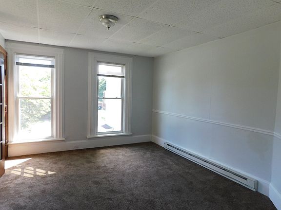 2nd image of 1805 Military St APT 8