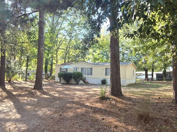 10 Shari Ct, Stockbridge, GA 30281