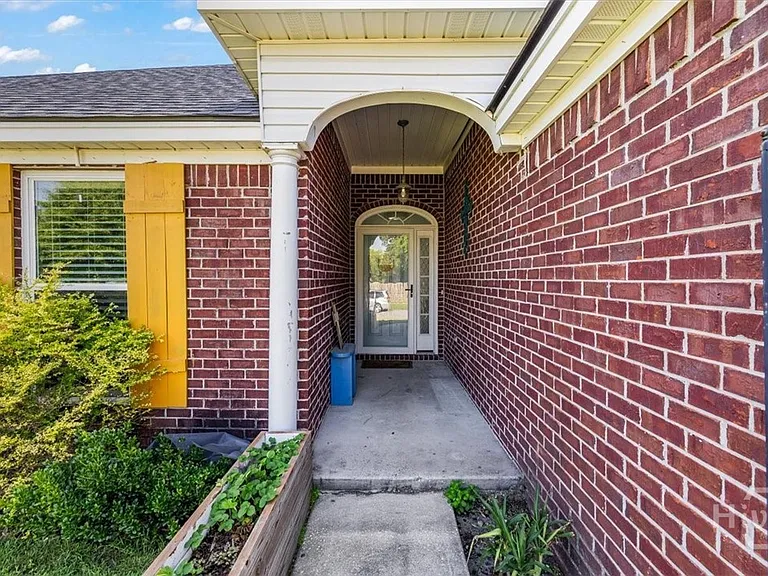468 Golden Grove Ln — Photo 4