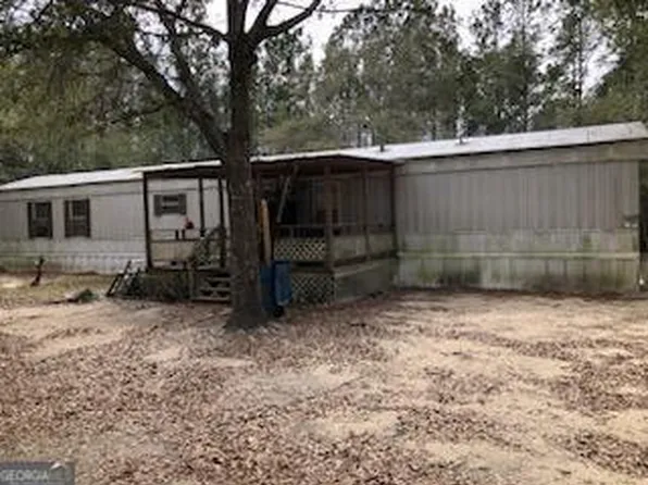 177 Chickasaw Trl, Jesup, GA 31545