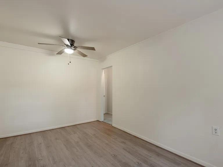 712 Cline St #D — Photo 9