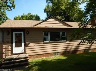 27066 Kennedy Ridge Ext, North Olmsted, OH 44070