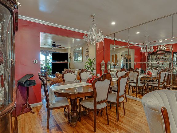 4th image of 5518 Avenue