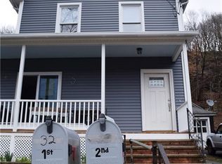 32 Woodside Ave, Seymour, CT 06483