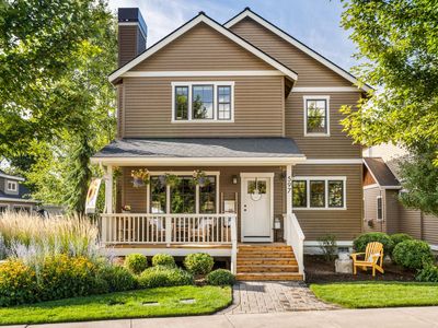 597 W Jefferson Ave, Sisters, OR, 97759