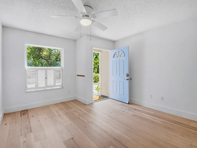 19 Lockhart Ln — Photo 5