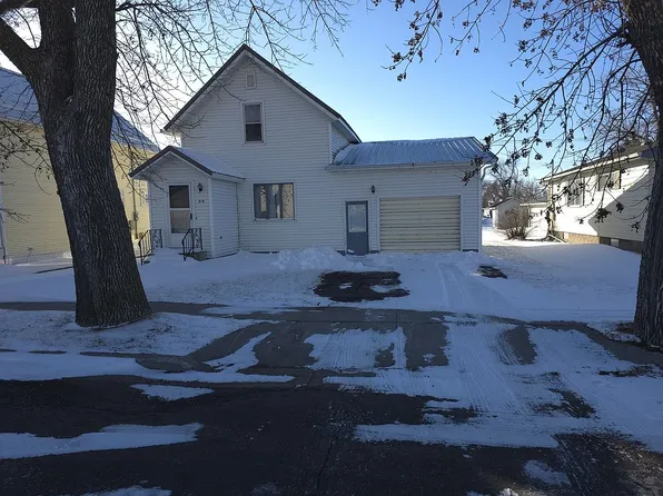 9 1st Ave SW, Kulm, ND 58456