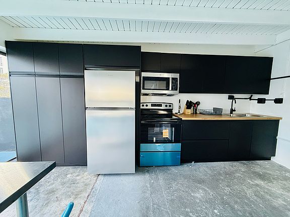 4th image of 854 Calle Esteban Gonzalez #Penthouse