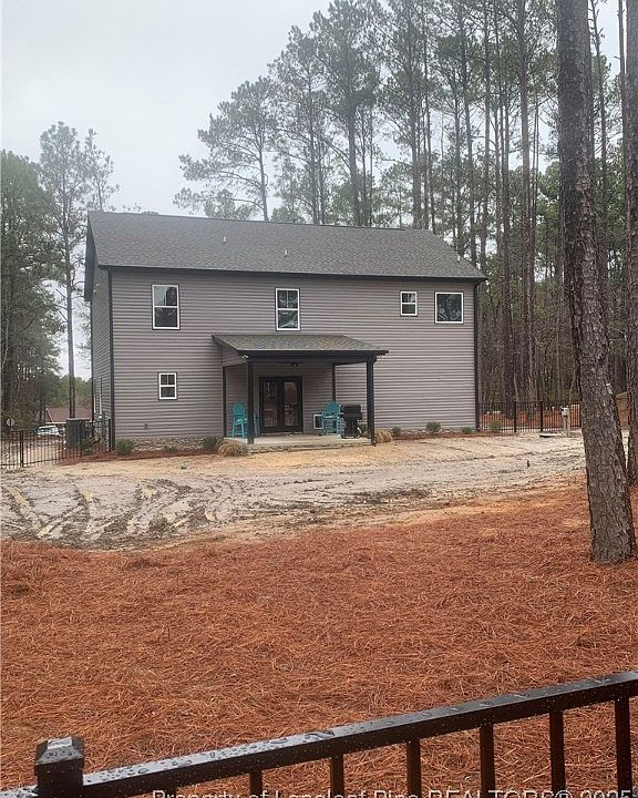 2nd image of 15860 Fox Ln