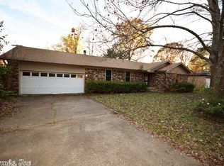 12 Ridgevale Rd, Maumelle, AR 72076