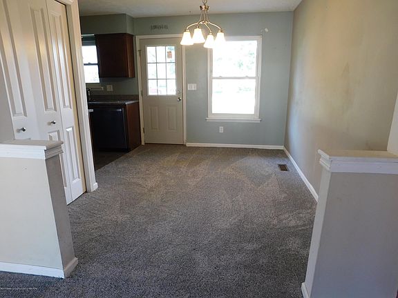 4th image of 6139 Scotmar Dr