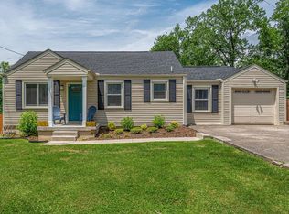 2620 Woodyhill Dr, Nashville, TN 37207