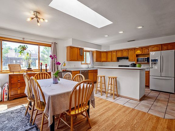 5th image of 79 Ensenada Dr
