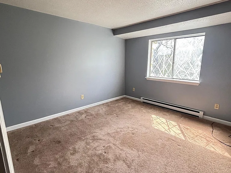179 Lincoln St #9 — Photo 8