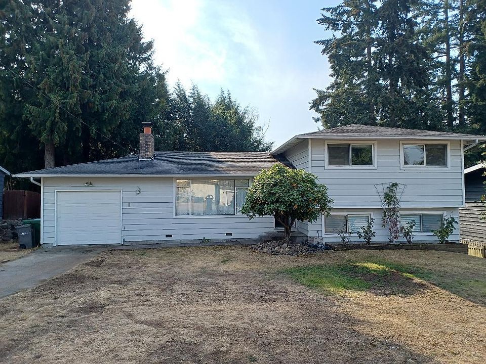 1st image of 2410 205th Pl SW