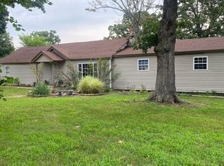 9037 Nighthawk Rd, Neosho, MO 64850