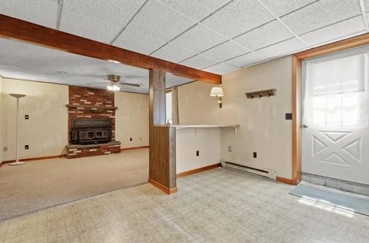 12 Highland Ave — Photo 2