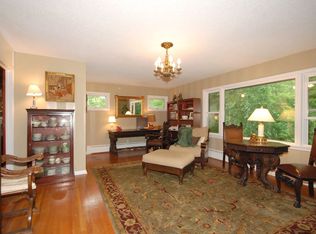 350 Gardner St, Wayzata, MN 55391