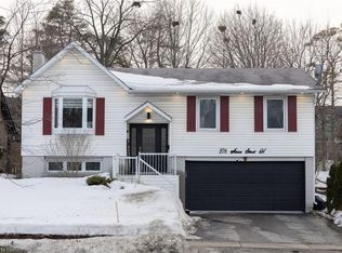 276 Anne St N, Barrie, ON
