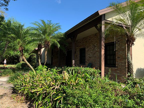 4th image of 4640 Coconut Ln