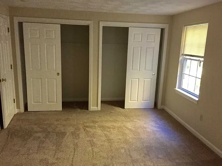 Birchwood Hills Townhomes Bedroom