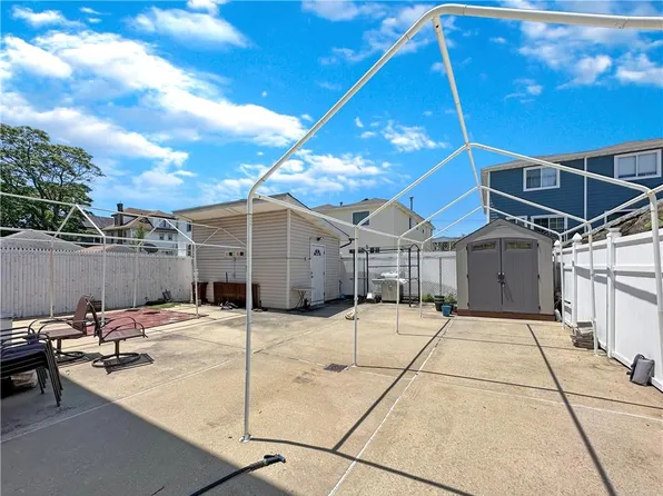 463 Beach 68th Street image 25 of 29