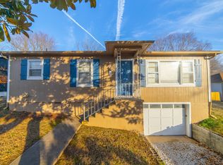 803 N Spruce St, Harrison, AR 72601