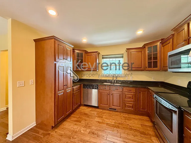 7356 Tiercel Dr — Photo 4
