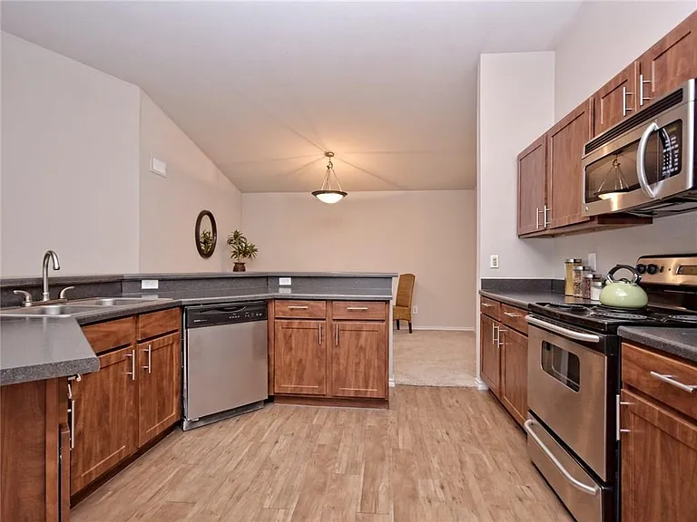 6804 N Capital Of Texas Hwy #326 — Photo 3