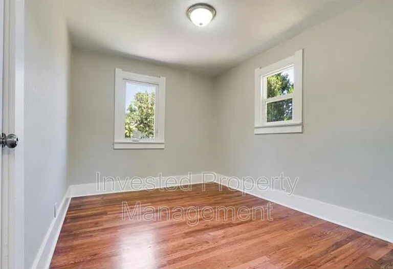 2063 S Pearl St — Photo 14