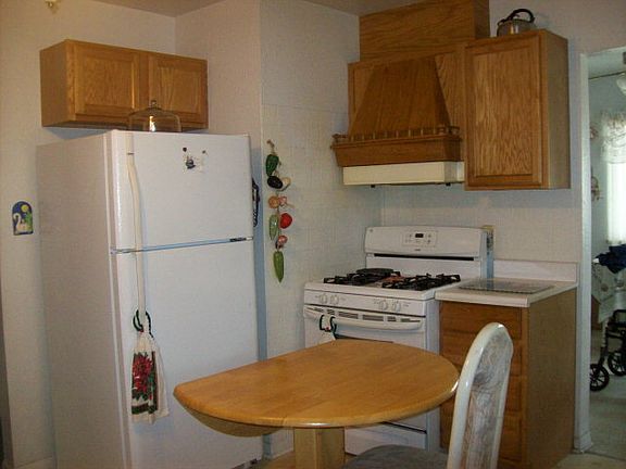 5th image of 1514 Pine Ave