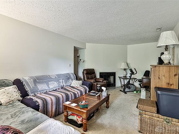 3rd image of 9439 Canyon Pass Dr