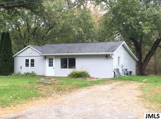 2529 N Dettman Rd, Jackson, MI 49201