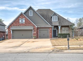 4501 W Oakridge St S, Broken Arrow, OK 74012