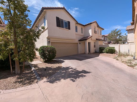 3rd image of 955 Cantabria Heights Ave