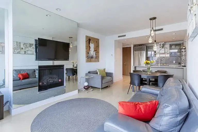 1111 Alberni St #3404 — Photo 1