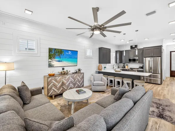 1966 Baytowne Loop, Miramar Beach, FL 32550