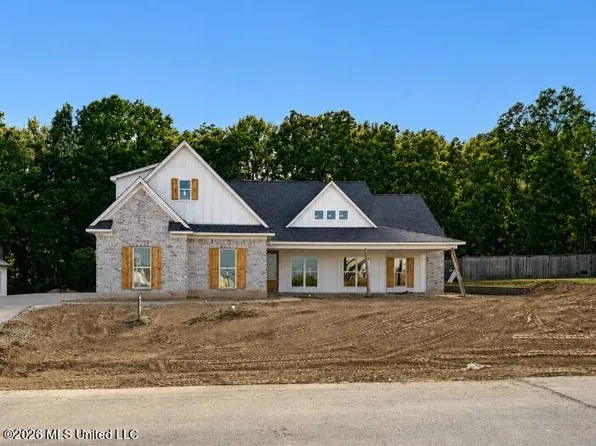 1683 Baisley Dr, Nesbit, MS 38651