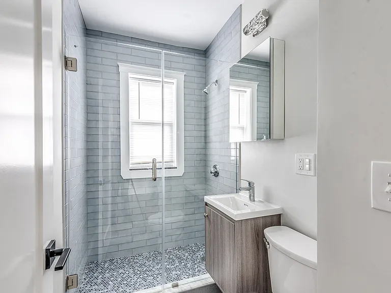 369 Tappan St #A — Photo 8