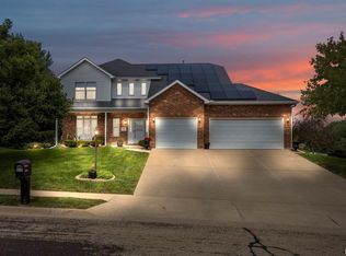 2305 W Monica Dr, Dunlap, IL 61525