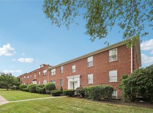 3279 Warrensville Center Rd APT 3A, Shaker Heights, OH