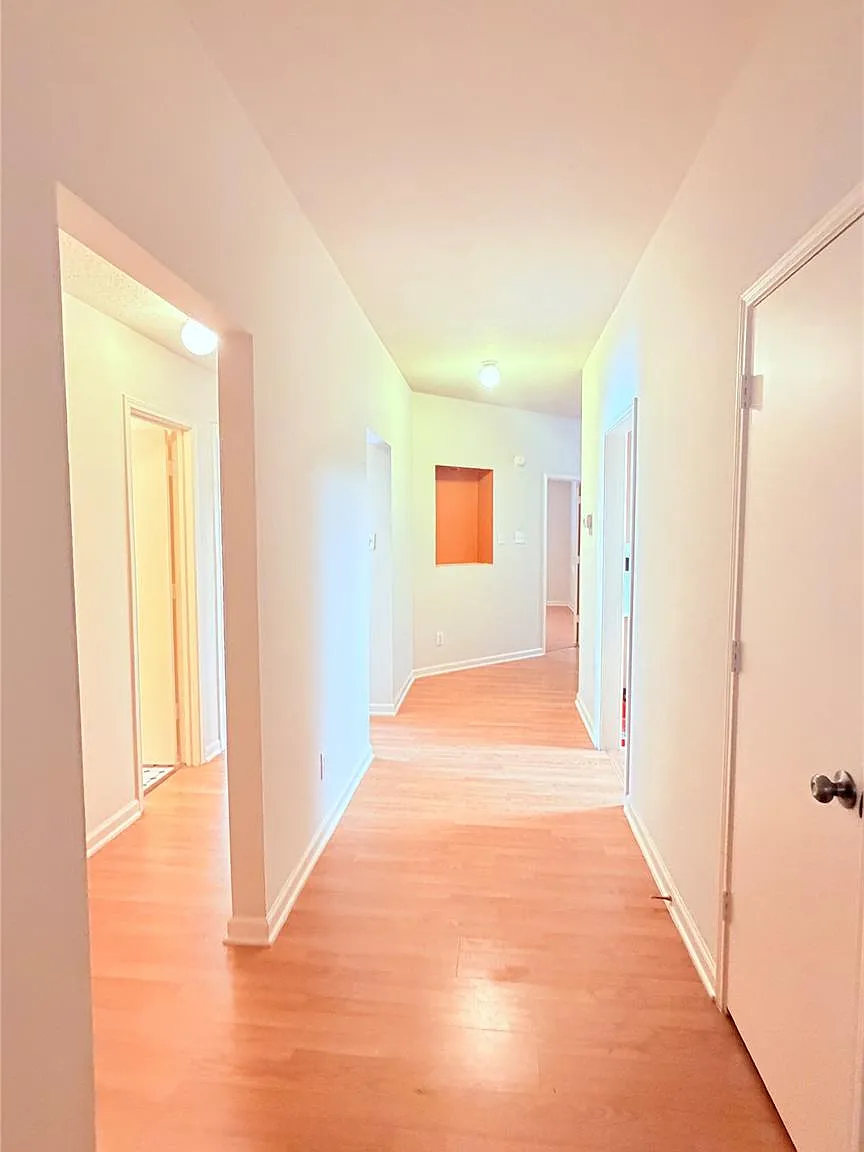 3 bed, 2.0 bath, 1655 sqft, $1,750 — Photo 3