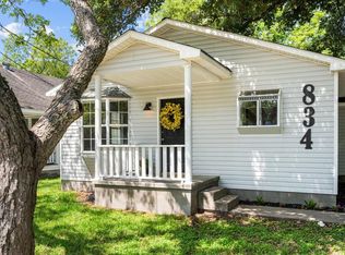 834 Live Oak St, Columbus, TX 78934