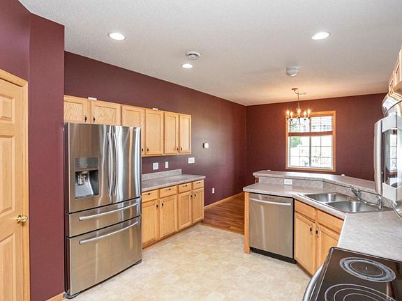 5th image of 5992 Sandcherry Pl NW